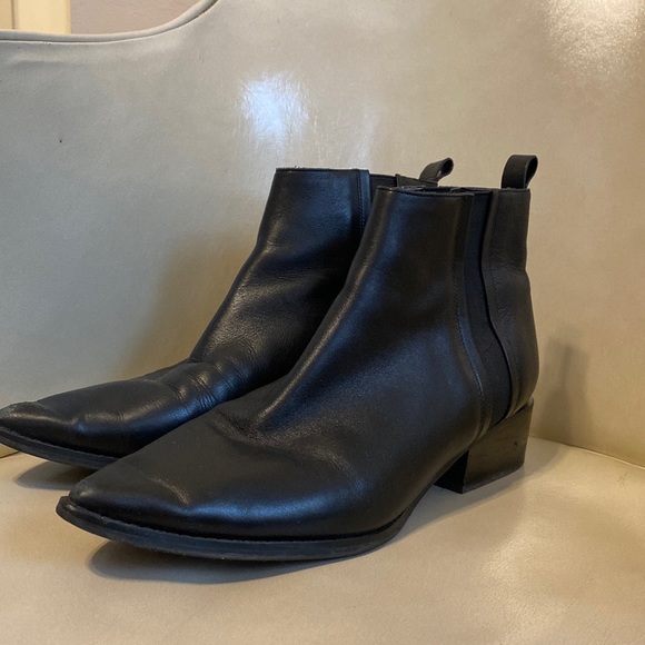 Marc Fisher Shoes - Marc Fisher LTD Pointed Toe Black Ankle Boots Size 9 1/2
